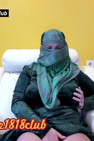 Horny Big Tits Arab Muslim in Hijab on Cam October 24th